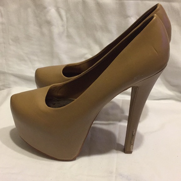 Tan platform heel - Picture 2 of 6